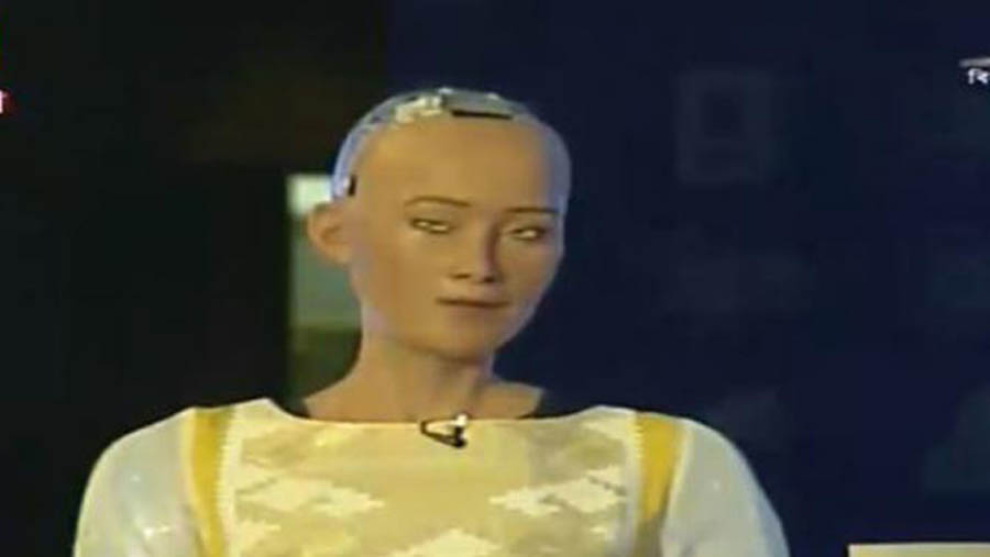 World’s first robot citizen Sophia arrives in Dhaka
