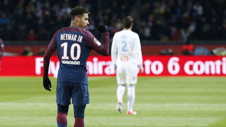 Neymar expects to return in a month