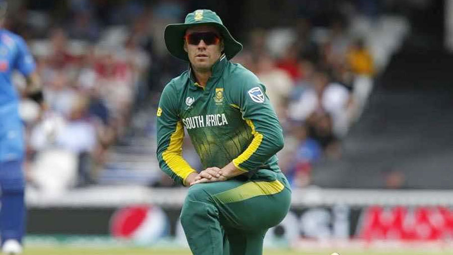 AB de Villiers retires from int'l cricket