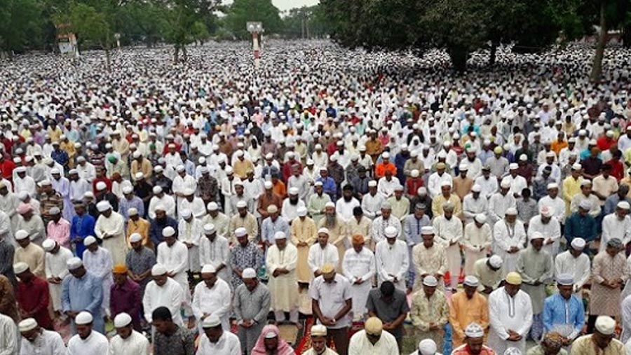 Country’s largest Eid congregation held in Sholakia