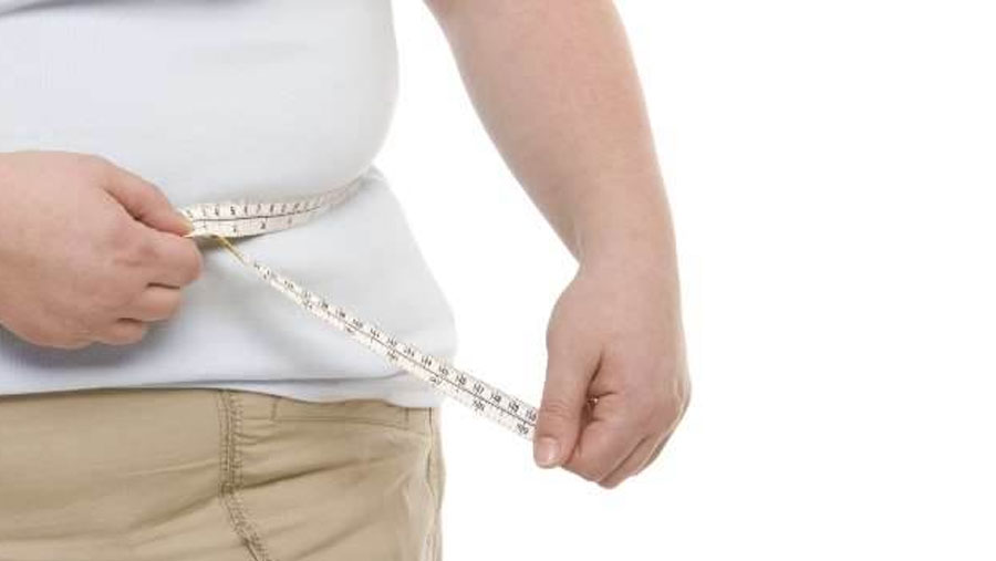Obesity to be 'main cancer risk in women'