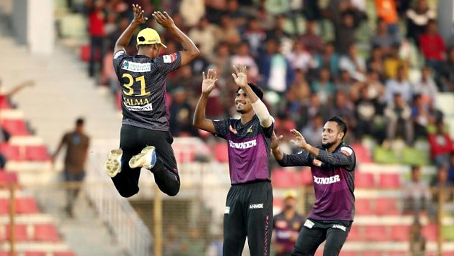 Bowlers snatch victory for Rajshahi