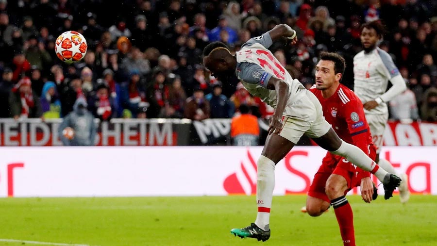 Liverpool ease past Bayern to reach last 8