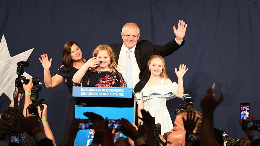 Australia coalition wins outright majority