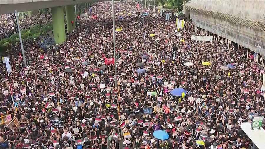 Hong Kong protesters in major new march