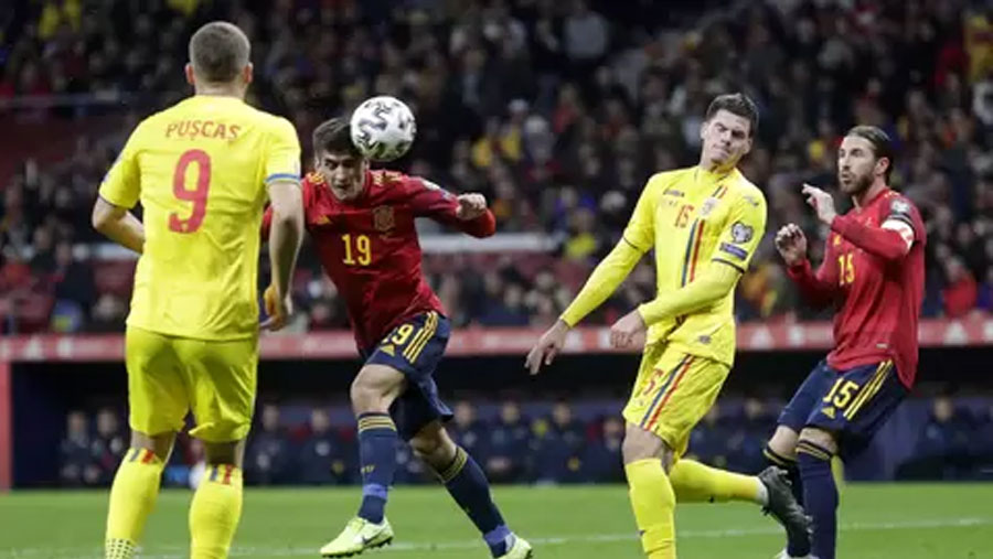 Spain thrash Romania in final qualifier