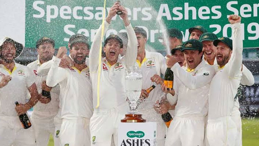 Australia go top of Test and T20 rankings