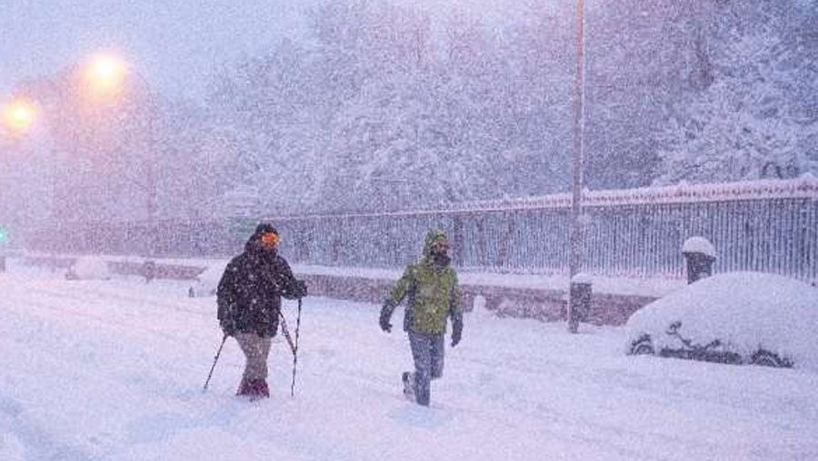 Snowstorms cause chaos across Spain