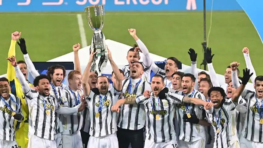 Juventus beat Napoli to win Italian Super Cup