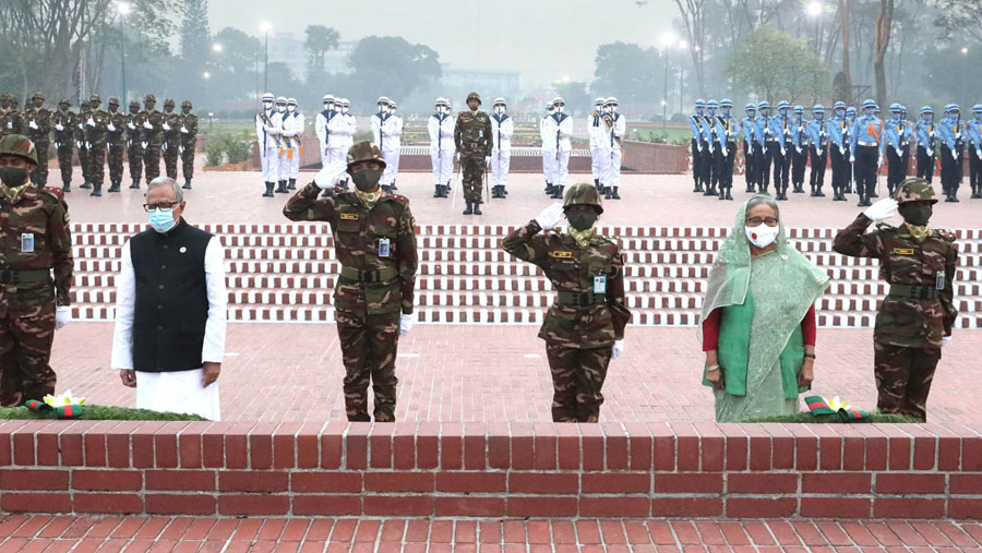 President, PM pay homage to Liberation War heroes