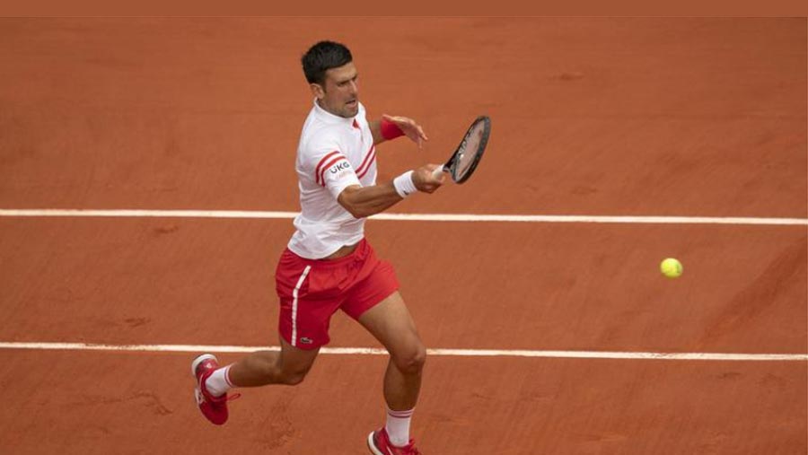Djokovic survives huge scare in Paris