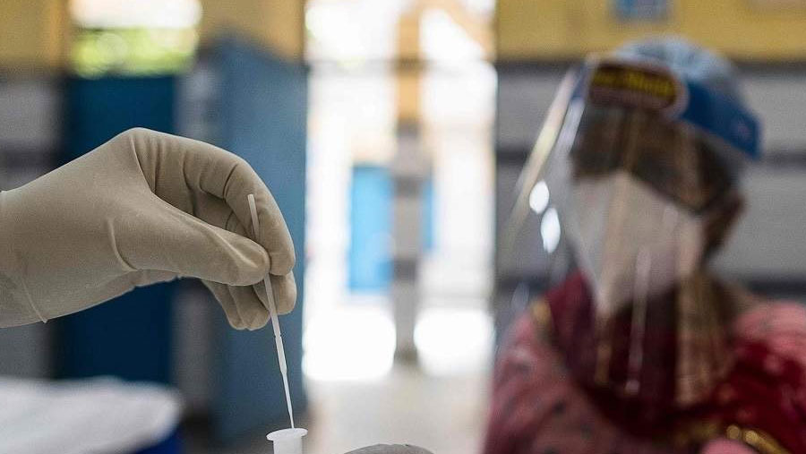 India achieves highest ever Covid vaccination in single day