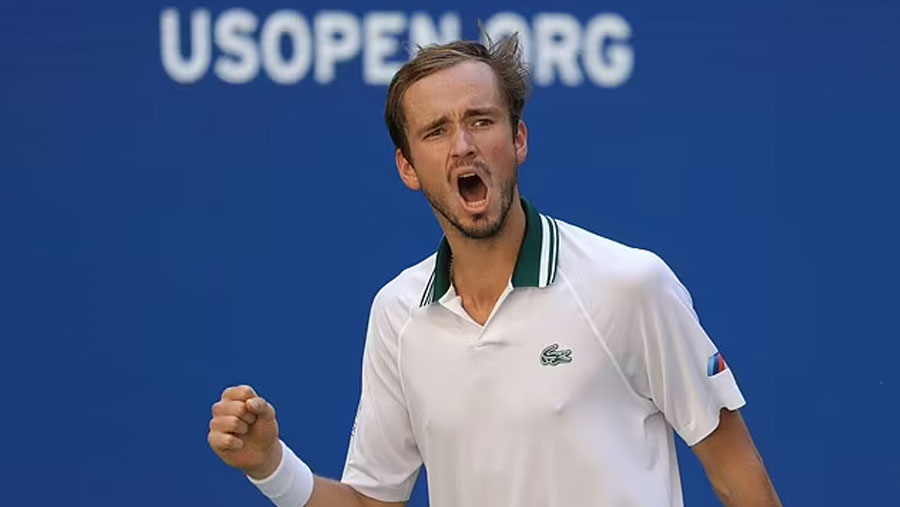 Medvedev reaches US Open semi-finals