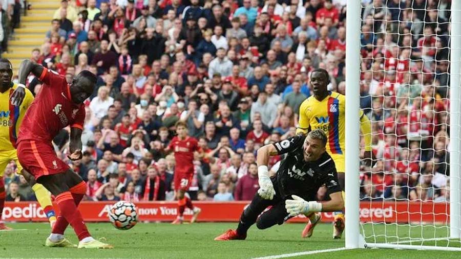Mane scores 100th goal in Liverpool win