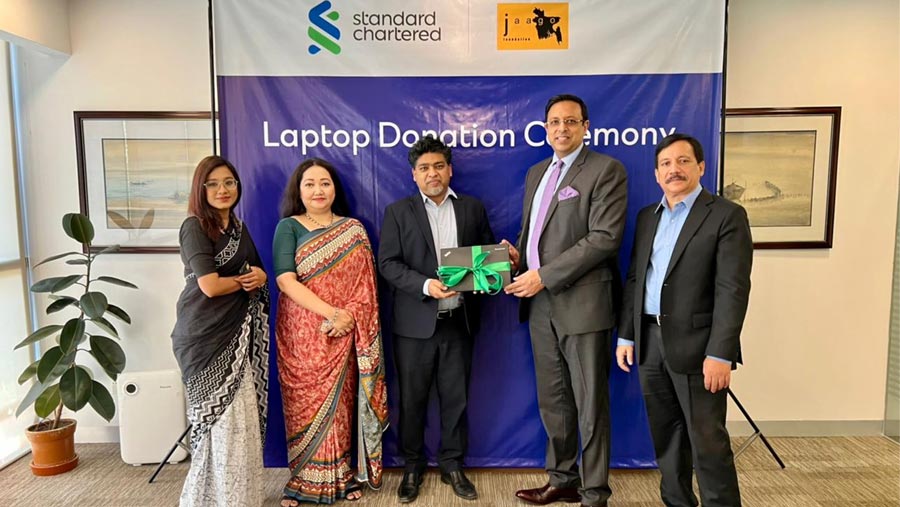 Standard Chartered donates laptops to underprivileged children