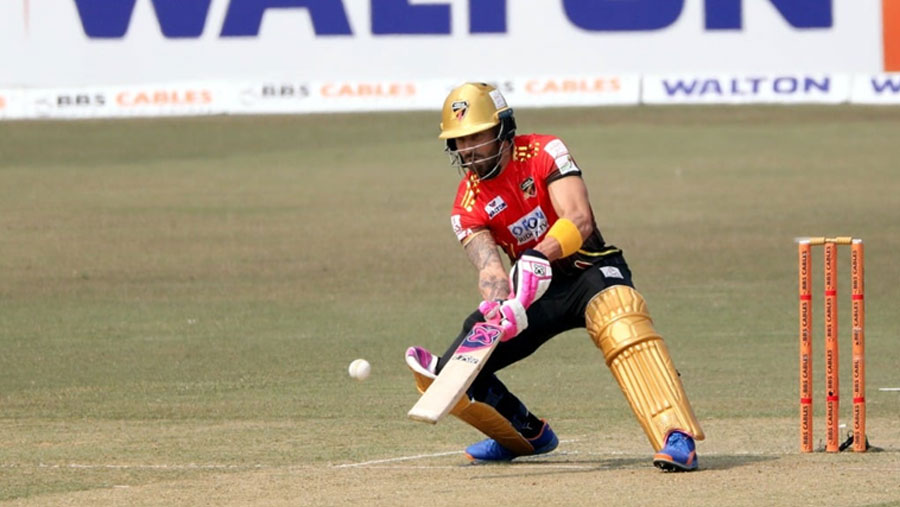 Du Plessis, Nahidul shines as Comilla ease to third straight win