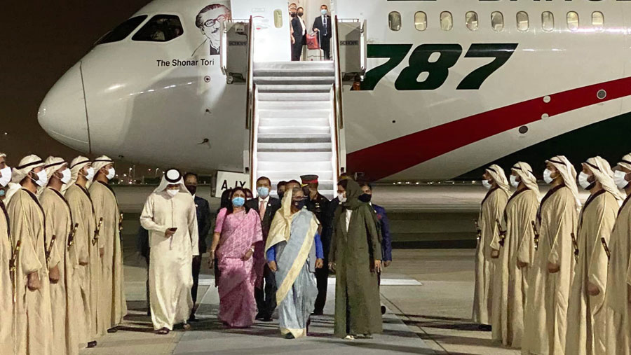 PM reaches Abu Dhabi