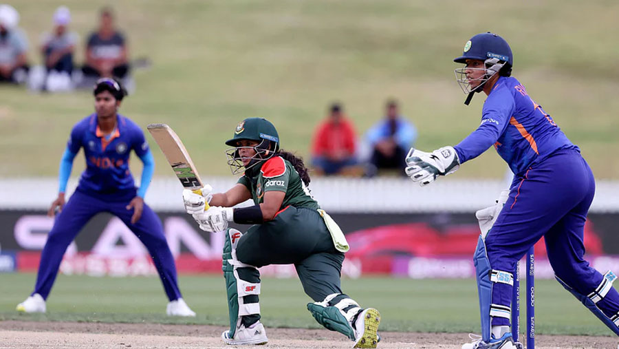 India beat Tigresses, keep semis hope alive