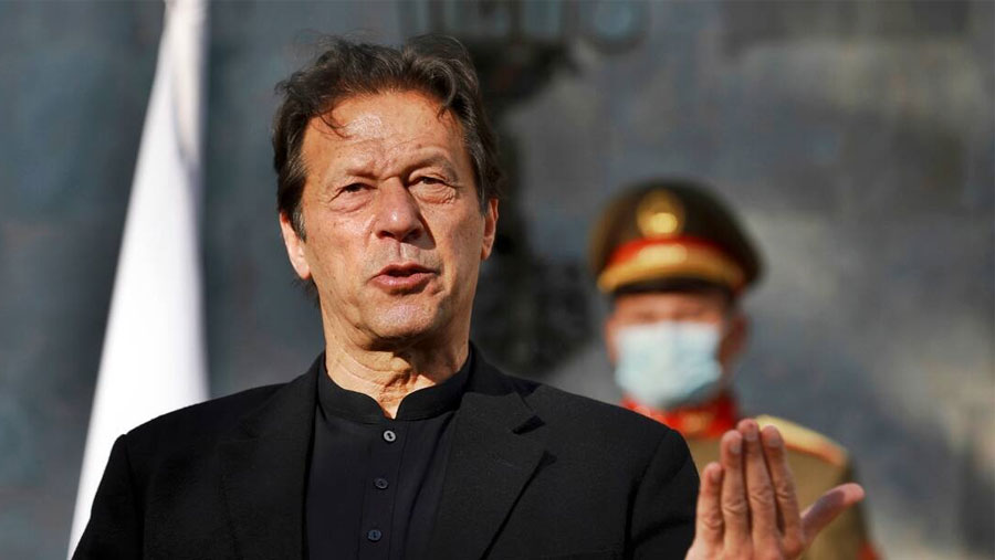 Imran Khan dismissed as Pakistan PM after losing no-confidence vote