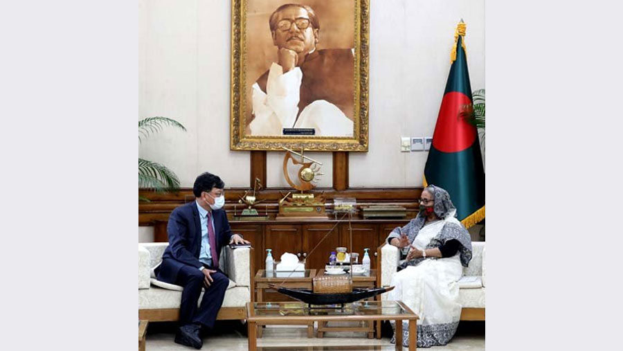 PM seeks ADB support to implement Delta Plan-2100