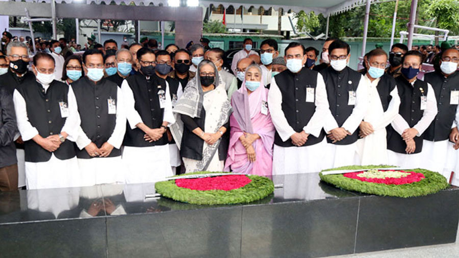 PM pays homage to Bangabandhu, four leaders on Jail Killing Day