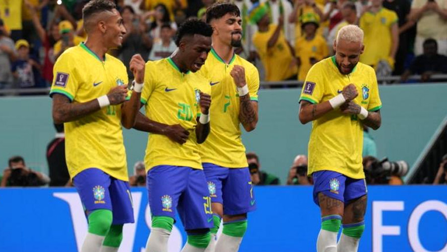 Brazil cruise past South Korea into World Cup quarters