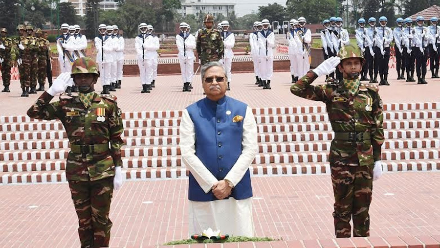 President Sahabuddin pays homage to Liberation War heroes
