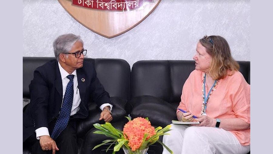 UNESCO Director Dr Susan calls on DU VC