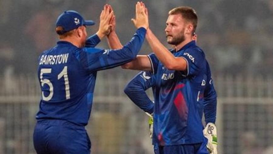 England end WC with win over Pakistan