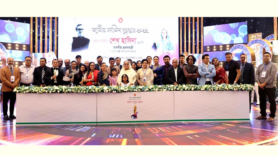 PM hands over National Film Award-2022
