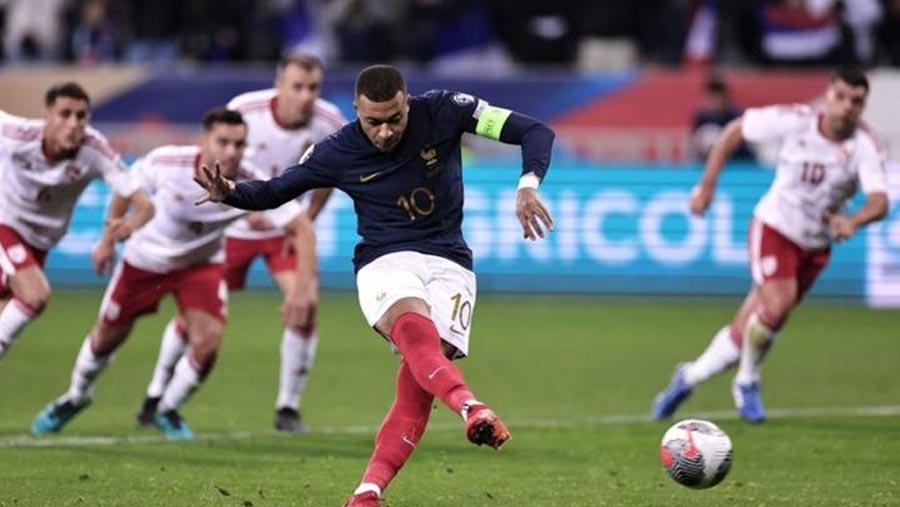 France thrash Gibraltar 14-0 in Euro qualifier