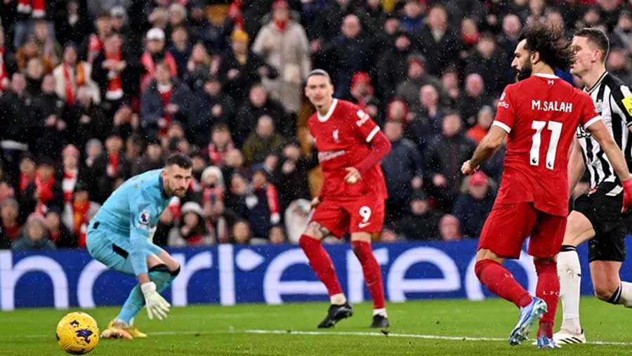 Liverpool see off Newcastle 4-2