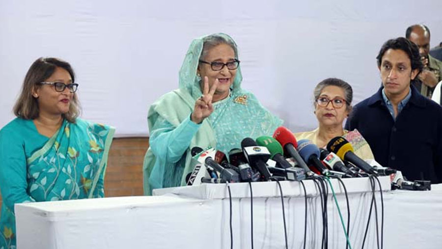 Sheikh Hasina casts vote at Dhaka City College centre