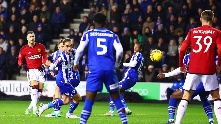 Man Utd see off League One Wigan in FA Cup