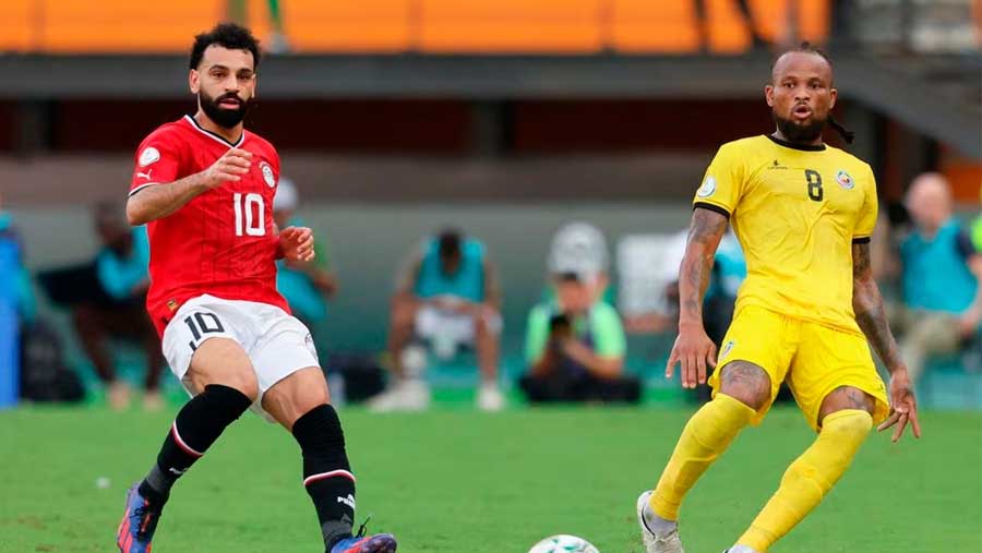 Salah rescues Egypt against Mozambique