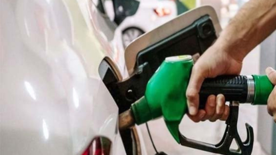 Govt raises fuel prices to adjust with int'l market