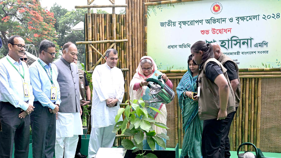 PM opens national tree plantation campaign