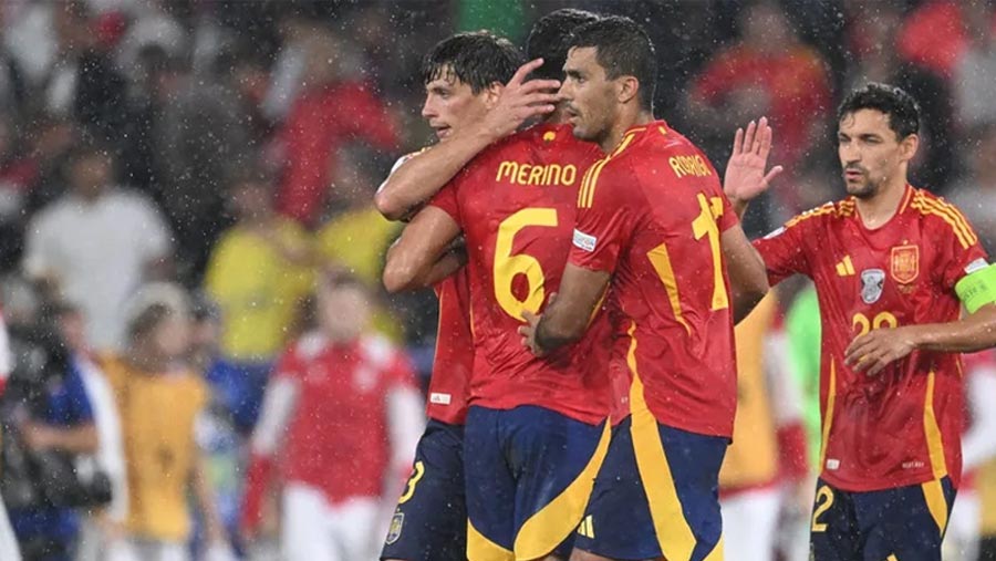 Spain thrash Georgia, set up Germany clash