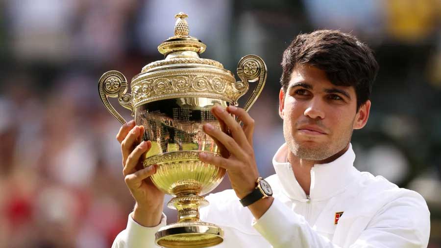 Alcaraz retains Wimbledon title