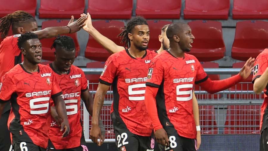 Rennes rout Lyon 3-0 in French league