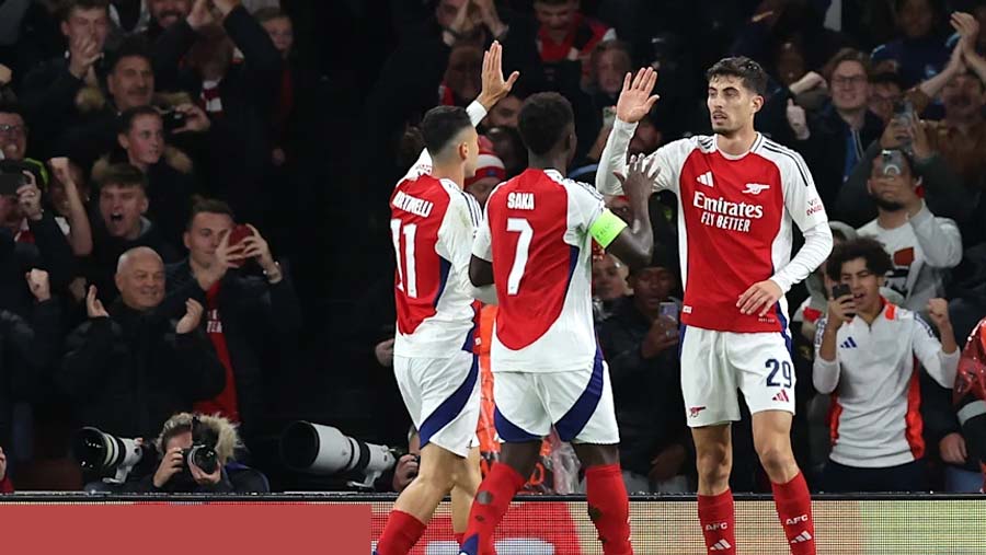 Arsenal's first-half show sinks PSG