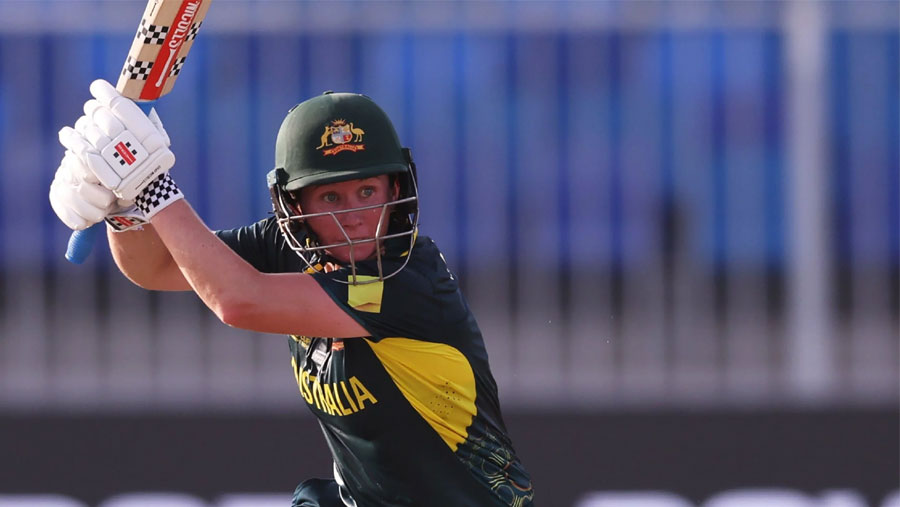 Mooney leads Australia to victory over Sri Lanka