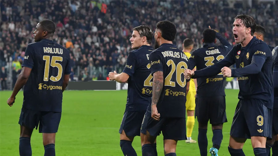 Juve beat Lazio to move level with Napoli