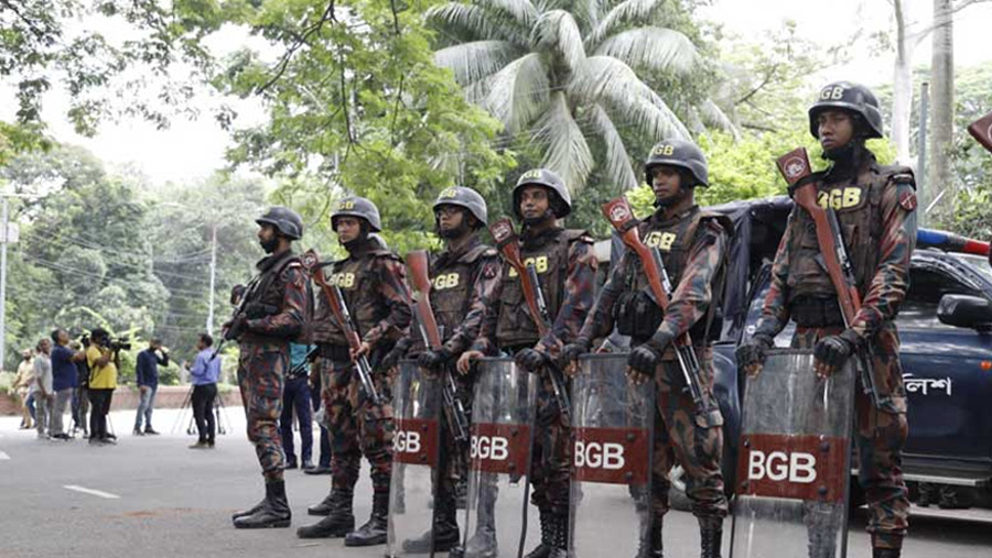 BGB deployed in the city's Nilkhet area