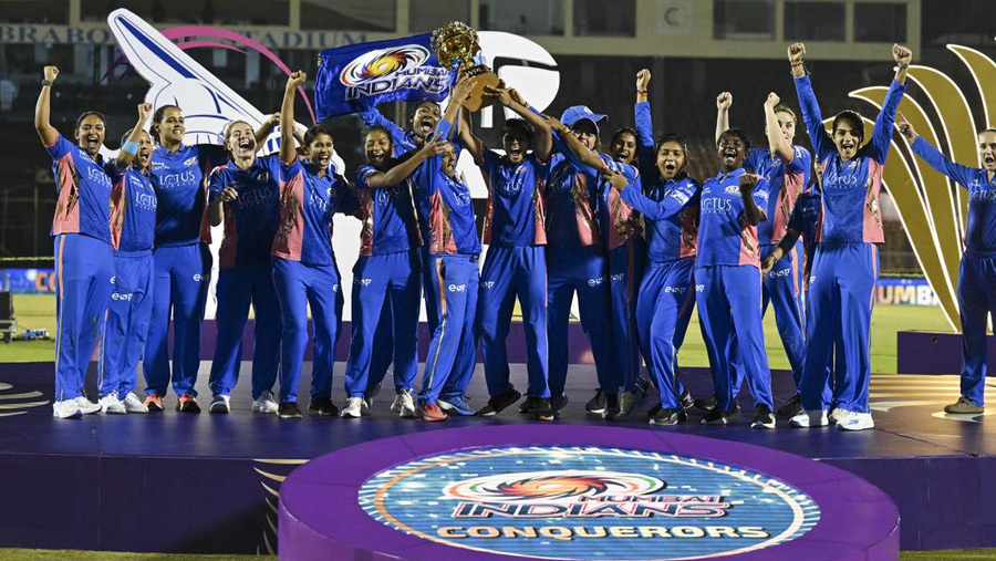 Mumbai Indians win WPL title