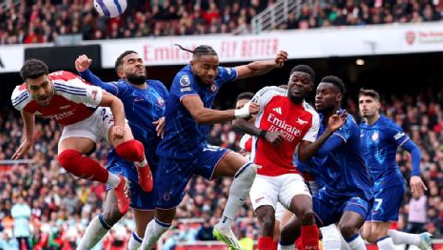 Arsenal beat Chelsea 1-0