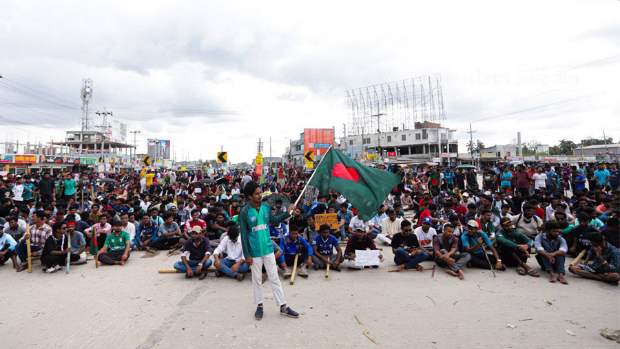 Govt takes programme to commemorate July uprising